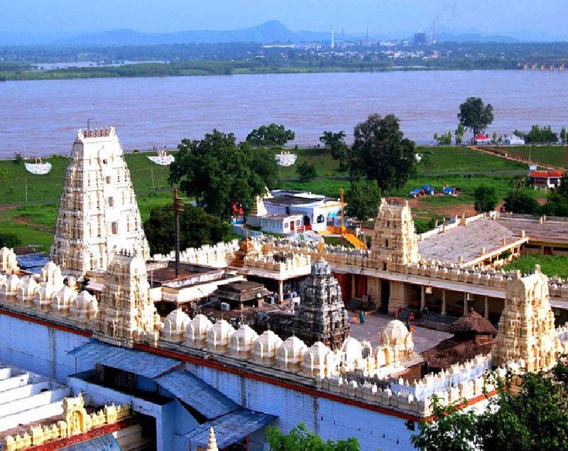 Bhadrachalam to Papikondalu Boat Cruise with Rajahmundry Drop